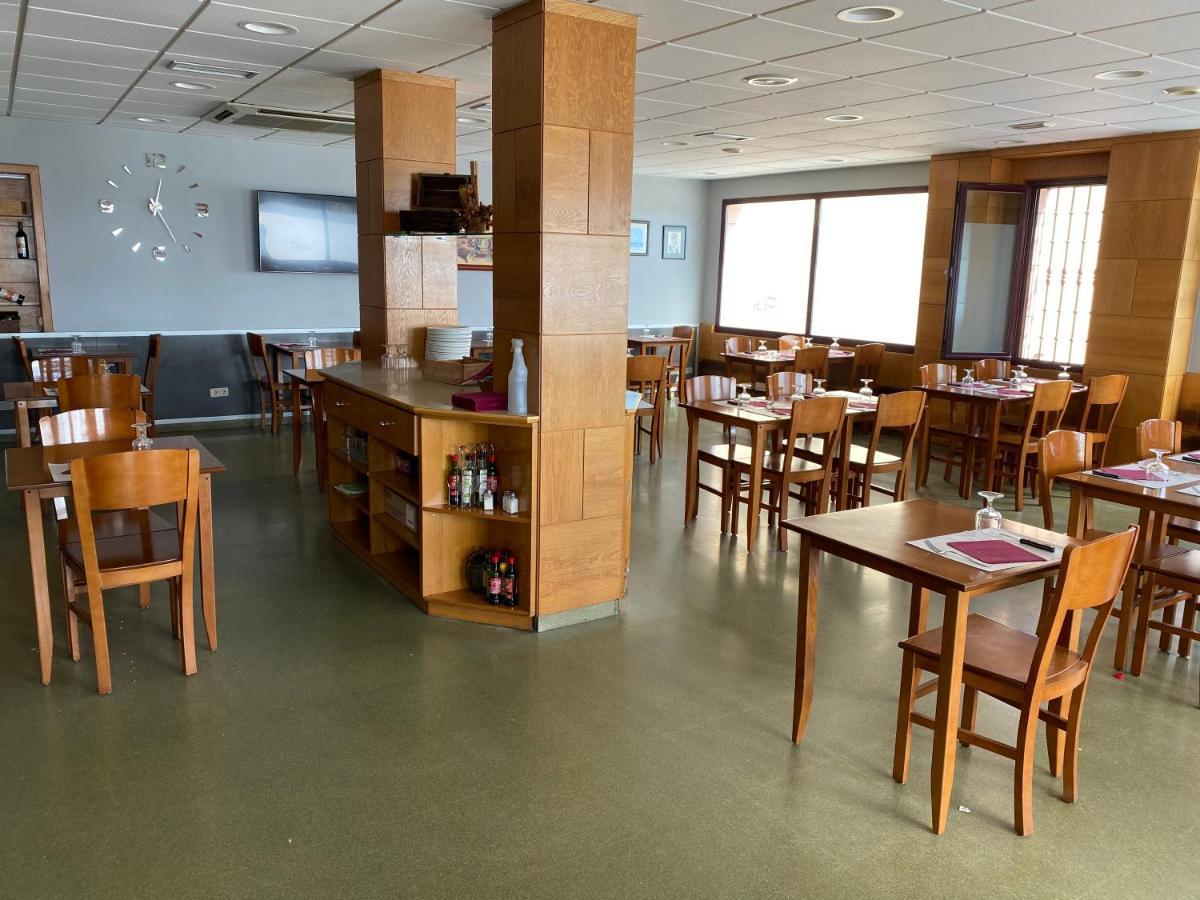 Hostal Meson Pepa Logrono Bagian luar foto