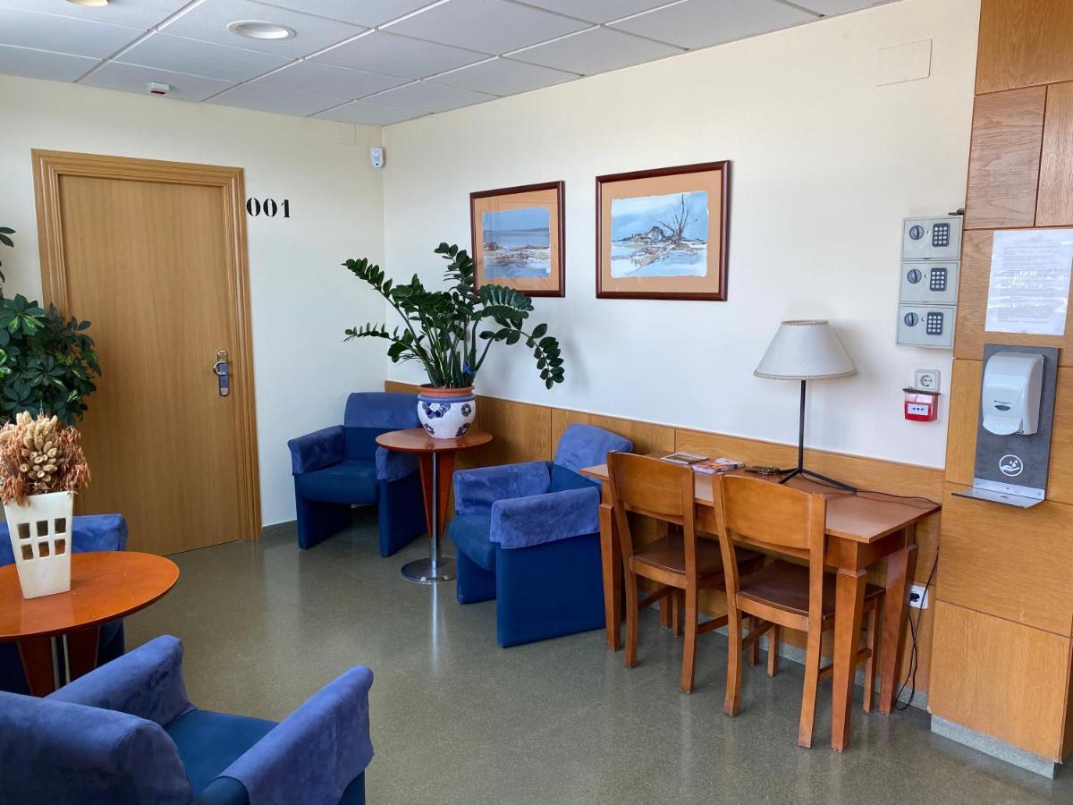 Hostal Meson Pepa Logrono Bagian luar foto